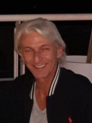 Fernando, 55