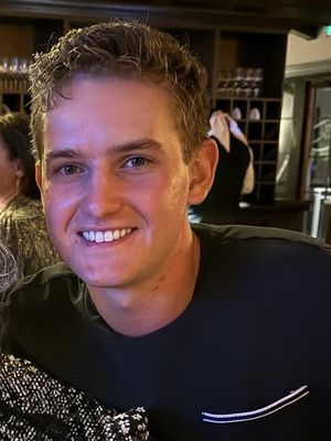 Christian, 27