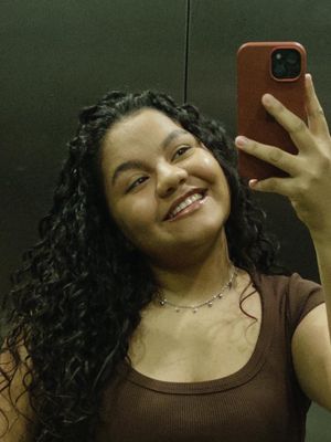 Eduarda, 18