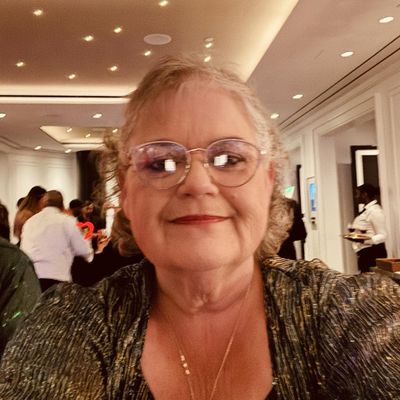 Sandy, 57