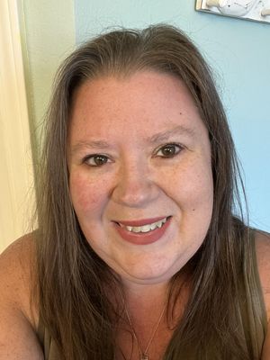 Danielle, 44