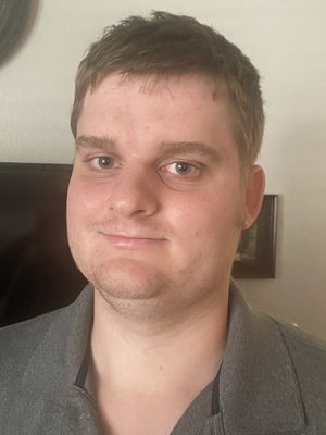 Robert, 24