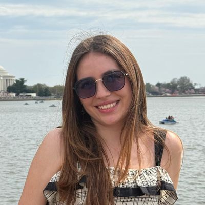 Maria, 27