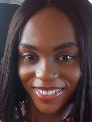 Cynthia, 28