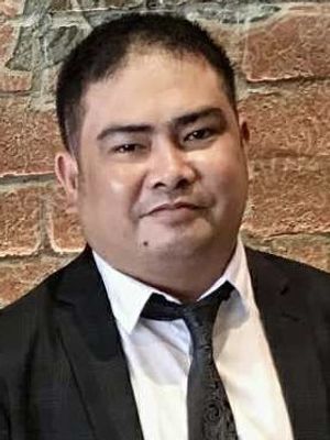 Ian, 38