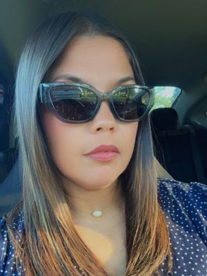 Veronica, 24