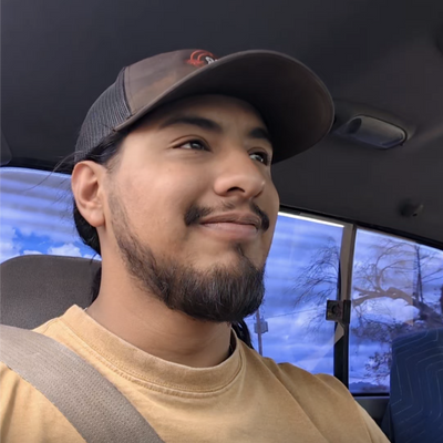 Enrique, 30