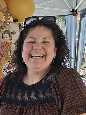 Zoila, 42