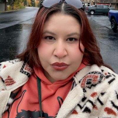 Estephanie, 30