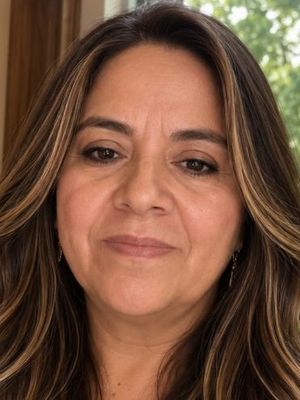 Sonia, 53