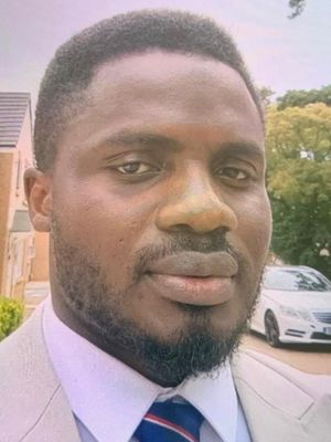 Vincent, 34