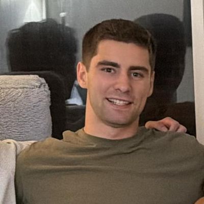 Simon, 23