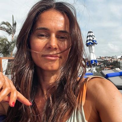 Claire, 45