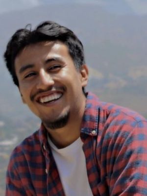 Leo, 27
