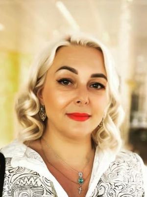 Julia, 55