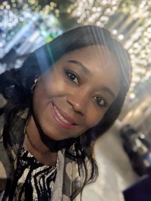 Rose, 38