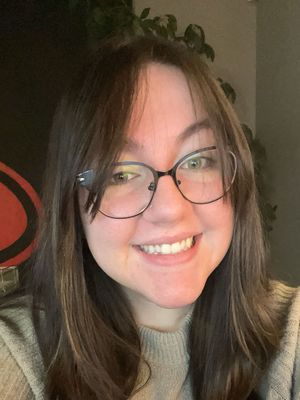 Mckenzie, 25