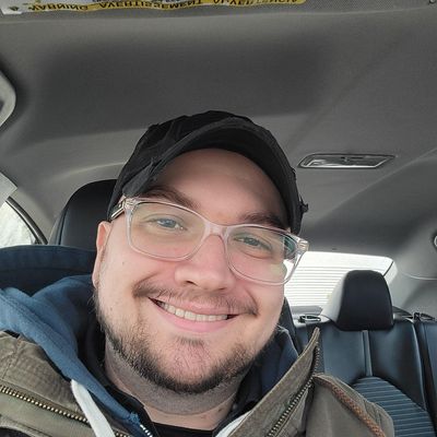 Daniel, 33