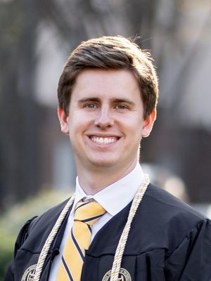 Leo, 23