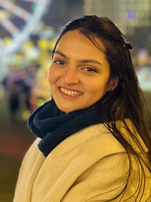 Dahlia, 33