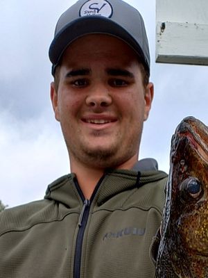 Christian, 19