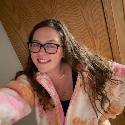 Tawny, 33