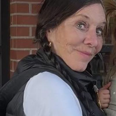 Jewel, 61