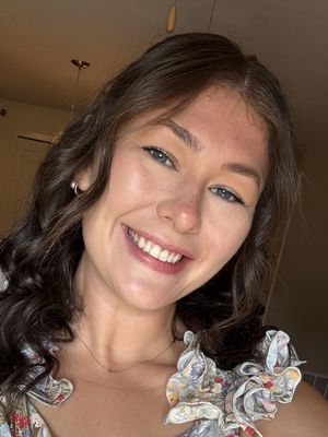 Annie, 26