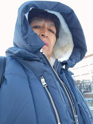 Ana, 60