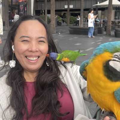 Mae, 38