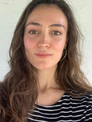 Sofia, 29