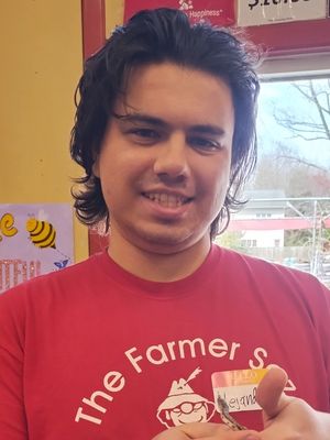 Alejandro, 22