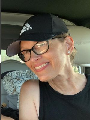 Samantha, 54