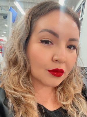 Silvia, 36