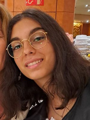 Giulia, 18