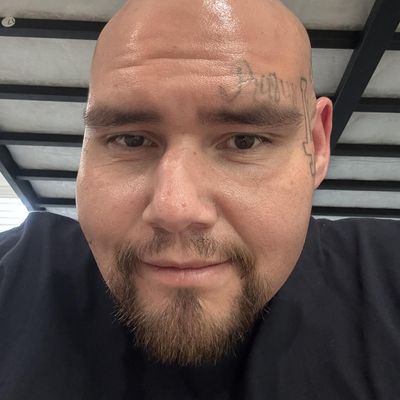 Marcos, 30