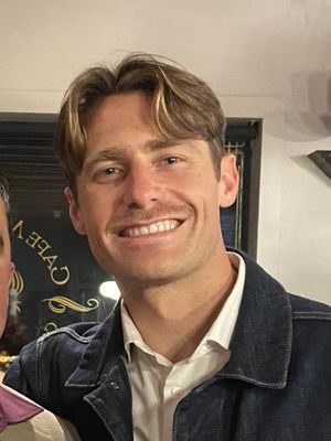 Damien, 29