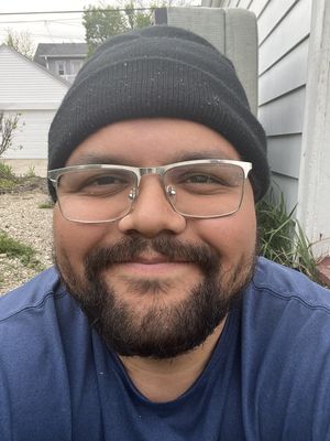 Cesar, 35