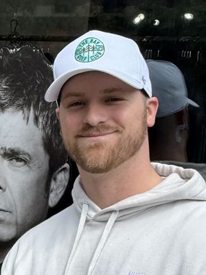 Zachary, 25