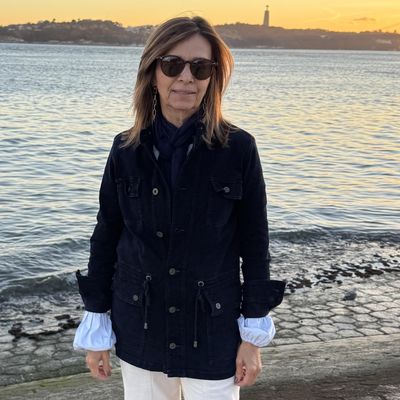 Marcela, 63