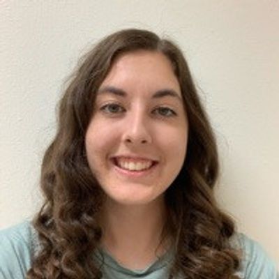 Christina, 28
