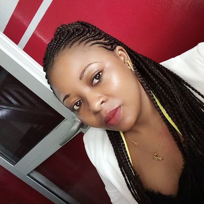 Malaika, 33