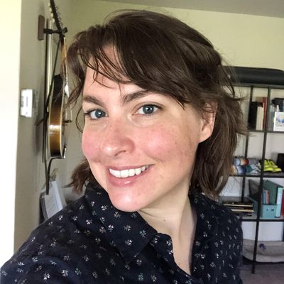 Carolyn, 42
