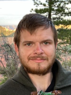 Ian, 27