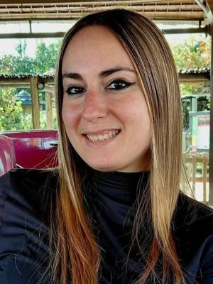 Alessandra, 35