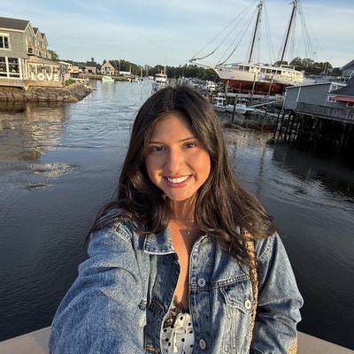 Carissa, 25