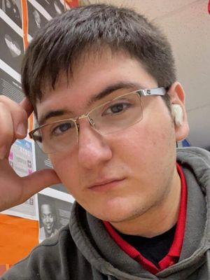 Benjamin, 25