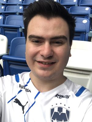 Daniel, 30