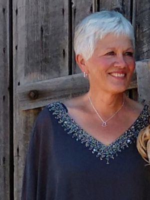 Ellen, 71