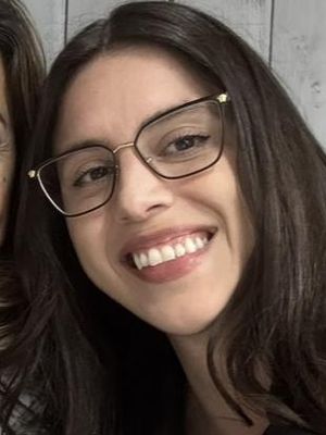 Liz, 32